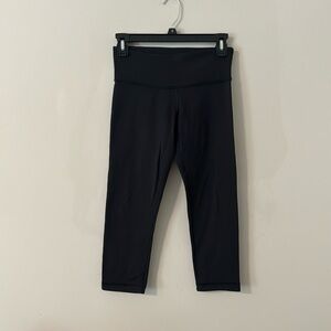 Lululemon capris black leggings size 4